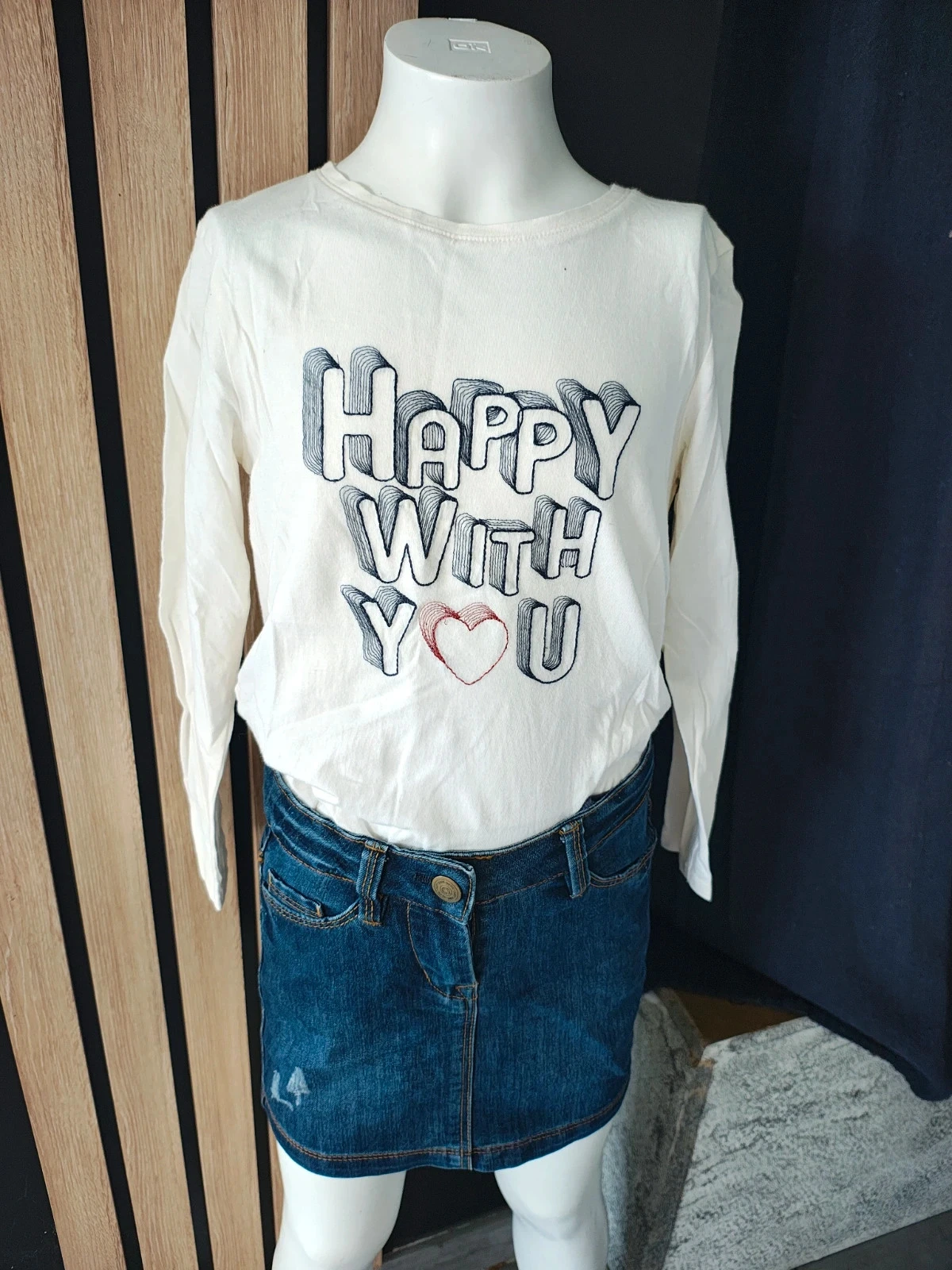 6 ans ensemble tape à l'oeil teeshirt et jupe
